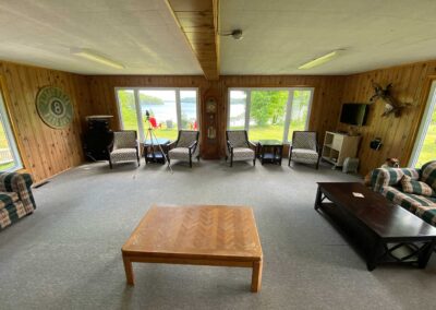 Limerick-Lake-Lodge-Room-Rentals